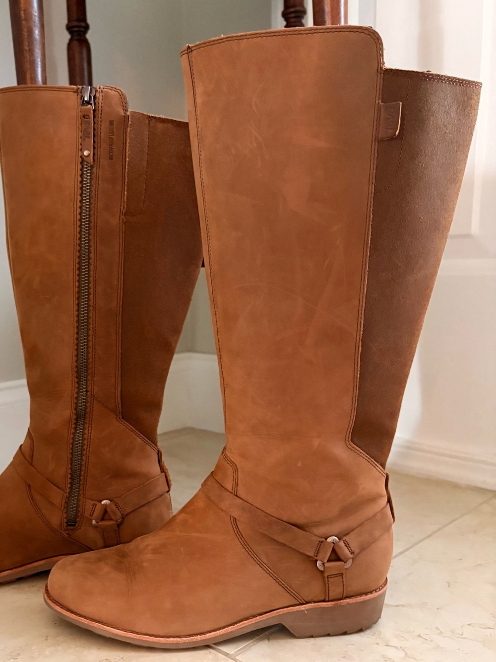 Teva De La Vina Dos Tall Waterproof Leather Boots | Bison Brown | Size 11